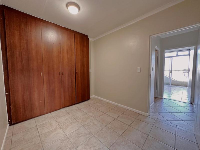 2 Bedroom Property for Sale in Whispering Pines Western Cape